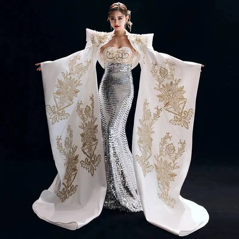 Formal Dress - La robe formelle de l'hôte est