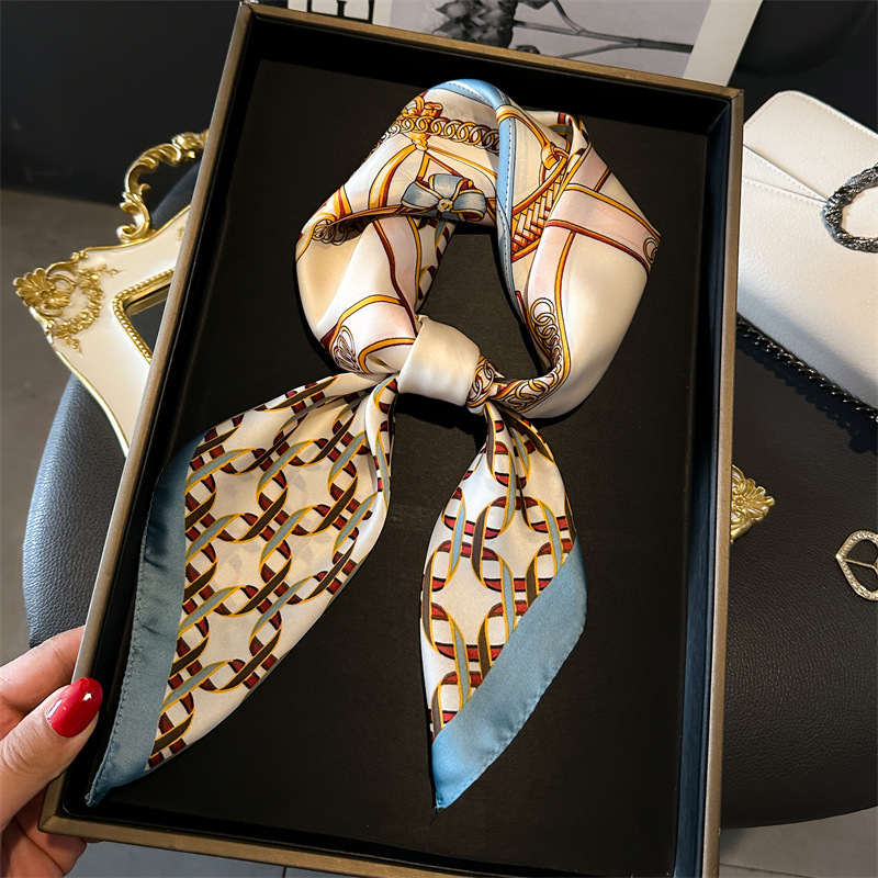 Silk Blouse - Foulard carré de luxe pour femme,