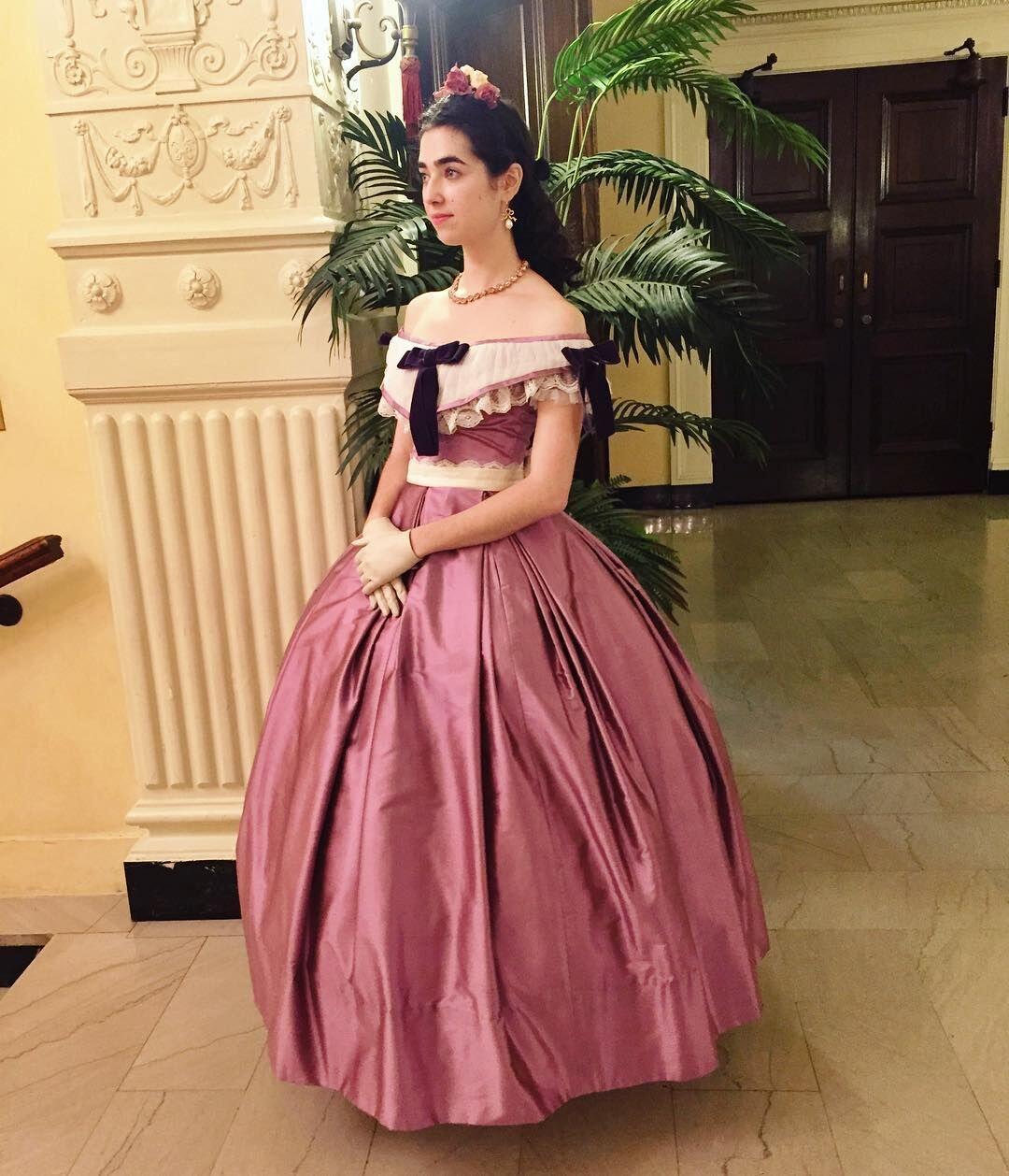 Robe de soirée rétro victorien - Evening Gown avis et prix