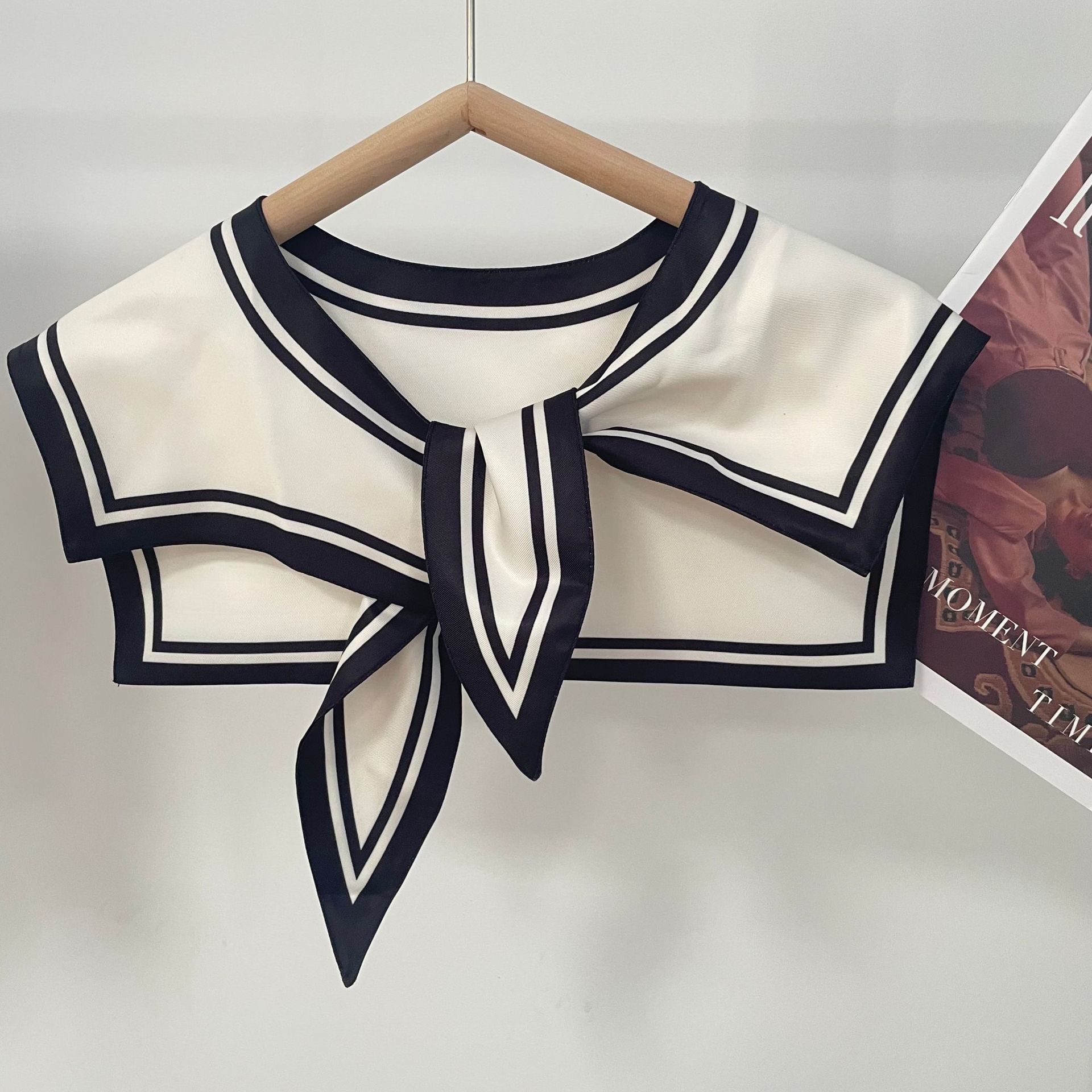 Écharpe en soie polyvalente po - Silk Blouse avis et prix